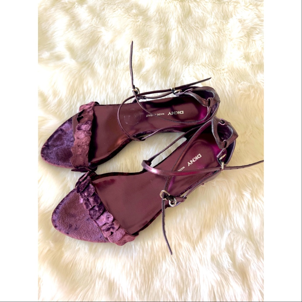 DKNY made in Italy Velvet sandal